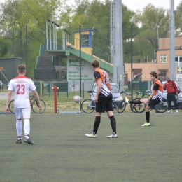 21. kolejka B-klasy: KS Hetman Sieradz vs. KS Unia Sieradz-Męka (fot. Z. Dymiński)