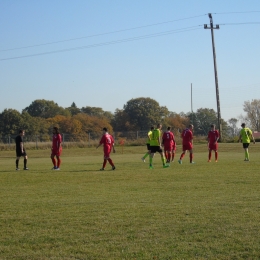 8 kolejka: MKS Mianów - Bzura Młogoszyn 14.10.2018