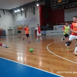 Grupa "F" -  "DECATHLON BCL'