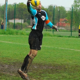 ŚLEDZIEJOWICE - CZARNI 2-2