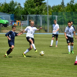 ZAP JUNIOR ZBĄSZYNEK - KORONA WSCHOWA. Trampkarz. (http://wulkskoronawschowa.futbolowo.pl)