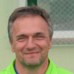 Trener Jacek Pasek