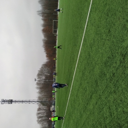 SPARING Z WISŁĄ DZIECINÓW STADION W KARCZEWIE  UL. JANA i LUDWIKA TRZASKOWSKICH 1.