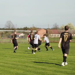 12. kolejka B-klasy: KS Iskra Stolec - KS Hetman Sieradz (fot. W. Plucinska)