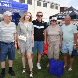 Kibice i wokół boiska