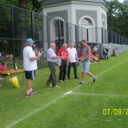 1 Turniej "Po STRONIE Piłki" o Puchar Burmistrza Stronie Śląskie . (http://krysztalstroniesl.futbolowo.pl)