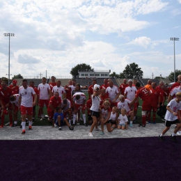 Kibice i wokół boiska