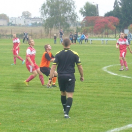 Zorza Ślesin - Dąb 4:1