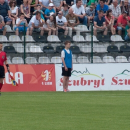 Orliki KS Gorc Ochotnica wyprowadzały na boisko piłkarzy pierwszoligowej drużyny.