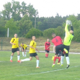 30.05.2015: Dąb - Piaski Bydgoszcz 0:1 (klasa B)