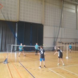 BADMINTON