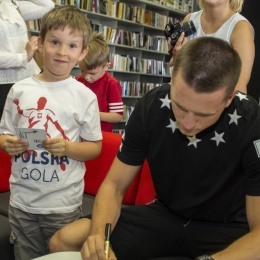 Spotkanie z Piotrem Zielińskim- autografy