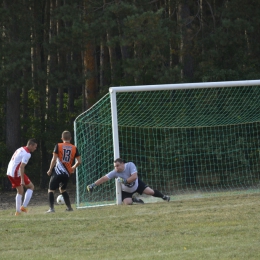 2. kolejka B-klasy: KS Unia Sieradz-Męka vs. KS Hetman Sieradz (fot. Z. Dymiński)