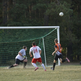 2. kolejka B-klasy: KS Unia Sieradz-Męka vs. KS Hetman Sieradz (fot. Z. Dymiński)