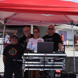 Kibice i wokół boiska