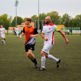 21. kolejka B-klasy: KS Hetman Sieradz vs. KS Unia Sieradz-Męka (fot. W. Plucinska)