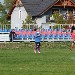 Sezon 2015/2016 03.10.2015r. kolejka 7: LZS Kujawy - LZS Dąbrówka Górna 2:0 (2:0)