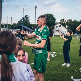 Świętowanie awansu do V ligi [fot. Bartek Ziółkowski]