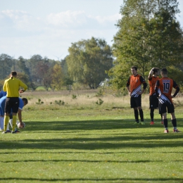 8. kolejka B-klasy 2022/23: KS Unia Sieradz-Męka - KS Hetman Sieradz (fot. Z. Dymiński)