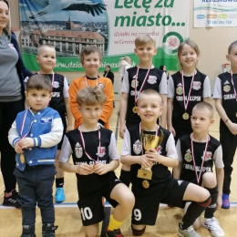 VII Halowy Turniej Piłki Nożnej ,,Skrzat CUP 2023" - Rocznik 2015/2016