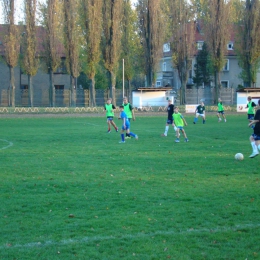 Trening boisko PWSZ - U 98/00 ; U 01/04