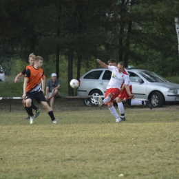 2. kolejka B-klasy: KS Unia Sieradz-Męka vs. KS Hetman Sieradz (fot. Z. Dymiński)