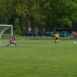 Mazur Gostynin – Amator Maszewo 1:2

Bramki: 15' Przemysław Lisicki, 75' Robert Leński – 64' Bartosz Komorowski (rzut karny)

Mazur: Robert Ratajski – Piotr Dutkiewicz, Kamil Kosiński, Patryk Matusiak, Piotr Wilamowski, Konrad Stańczak, Arkadiusz Górecki,