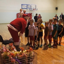 Mikołajkowy turniej Filii WKS Śląsk w Wojborzu - gr. Bambini