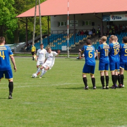 Mazur Gostynin – Amator Maszewo 1:2

Bramki: 15' Przemysław Lisicki, 75' Robert Leński – 64' Bartosz Komorowski (rzut karny)

Mazur: Robert Ratajski – Piotr Dutkiewicz, Kamil Kosiński, Patryk Matusiak, Piotr Wilamowski, Konrad Stańczak, Arkadiusz Górecki,