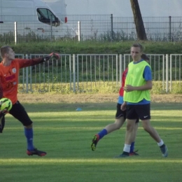 Sparing Seniorzy - Juniorzy młodsi 4-1