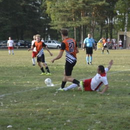 2. kolejka B-klasy: KS Unia Sieradz-Męka vs. KS Hetman Sieradz (fot. Z. Dymiński)