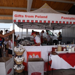 Kibice i wokół boiska