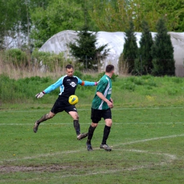 ŚLEDZIEJOWICE - CZARNI 2-2