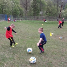 Wspólny trening skrzatów z rodzicami