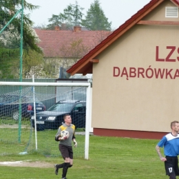 Sezon 2015/2016 01.05.2016r. kolejka 20: LZS Dąbrówka Górna - LZS Kujawy 3:4 (1:1)