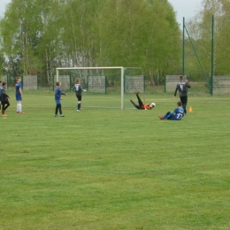 Młodzicy - 27.04.2019 - Piast Przyrów - UKS MOSIR Myszków (4:2)