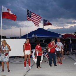 Kibice i wokół boiska