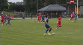 Cenna lekcja w sparingu w Tłuchowie