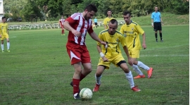 2 kolejka A klasy-  ŻUBR GAWŁÓWEK vs BESKID ŻEGOCINA -3:1