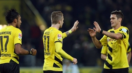 Borussia Dortmund przerwała złą passę, Wolfsburg wygrywa z HSV