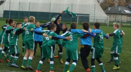 U12: Zaległe zwycięstwo na zakończenie rundy młodzików