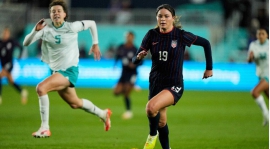 Emma Sears Hat Trick in 6-0