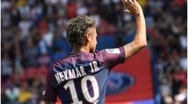 Neymar zog nach Paris Saint-Germain