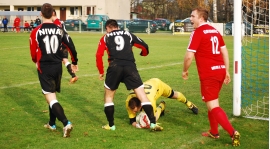 Porażka na własnym stadionie