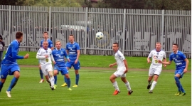 Mecz godny IV ligi - UNIA vs Hutnik 3:0(1:0)