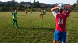 Seniorzy Unii pokonali w dzisiejszym sparingu Park Targoszyn 5:0