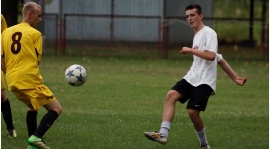 Sparing juniorów z Metalem Tarnów.