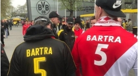 Wentylatory Monaco noszą koszulka Bartra