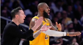 Lakers Coach JJ Redick Extension