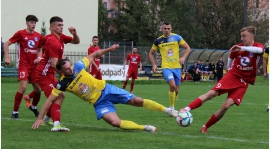 Punkt Seniorów na stadionie lidera